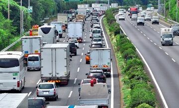 長距離引越しで荷物が届かない！？よくある物流トラブルとは