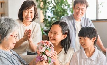 高齢者と一緒に引越す場合のサポートと配慮点